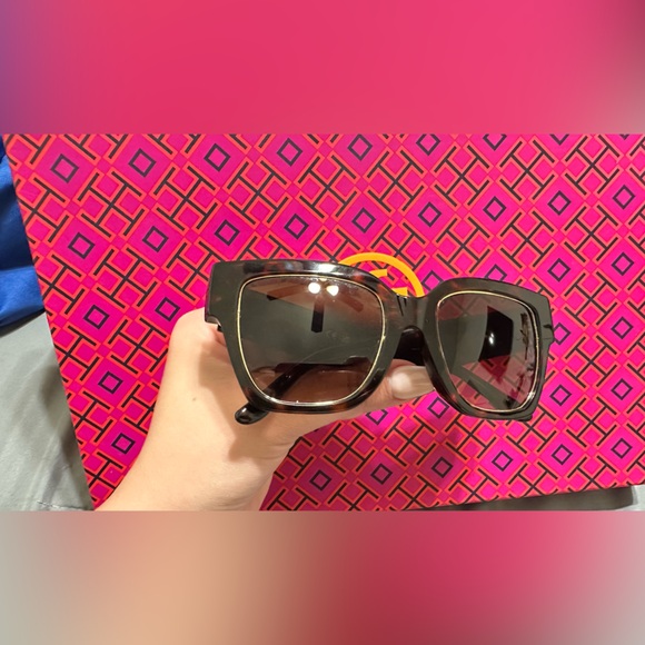 Tory Burch Black Sunglasses - Picture 1 of 2